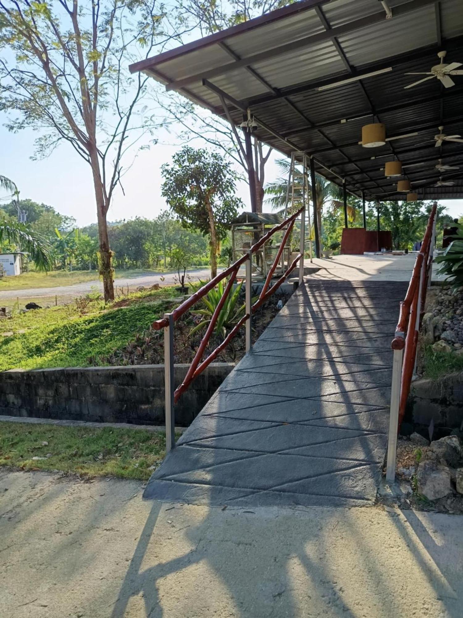 Green Gen Hotel, Mueang Phuket Ban Lo Ti Pa Экстерьер фото